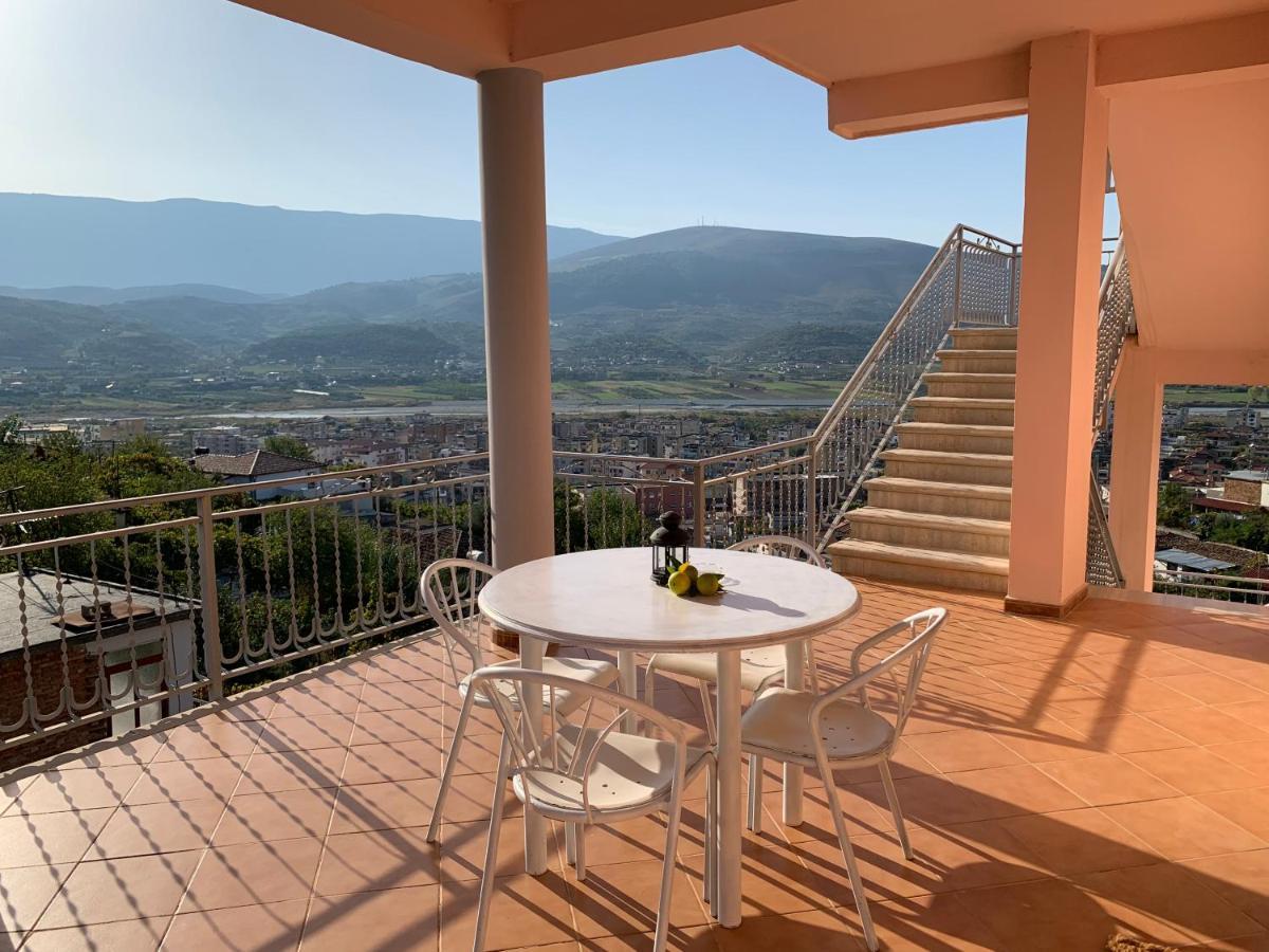 Guesthouse Villa Rosa Berat Exterior photo